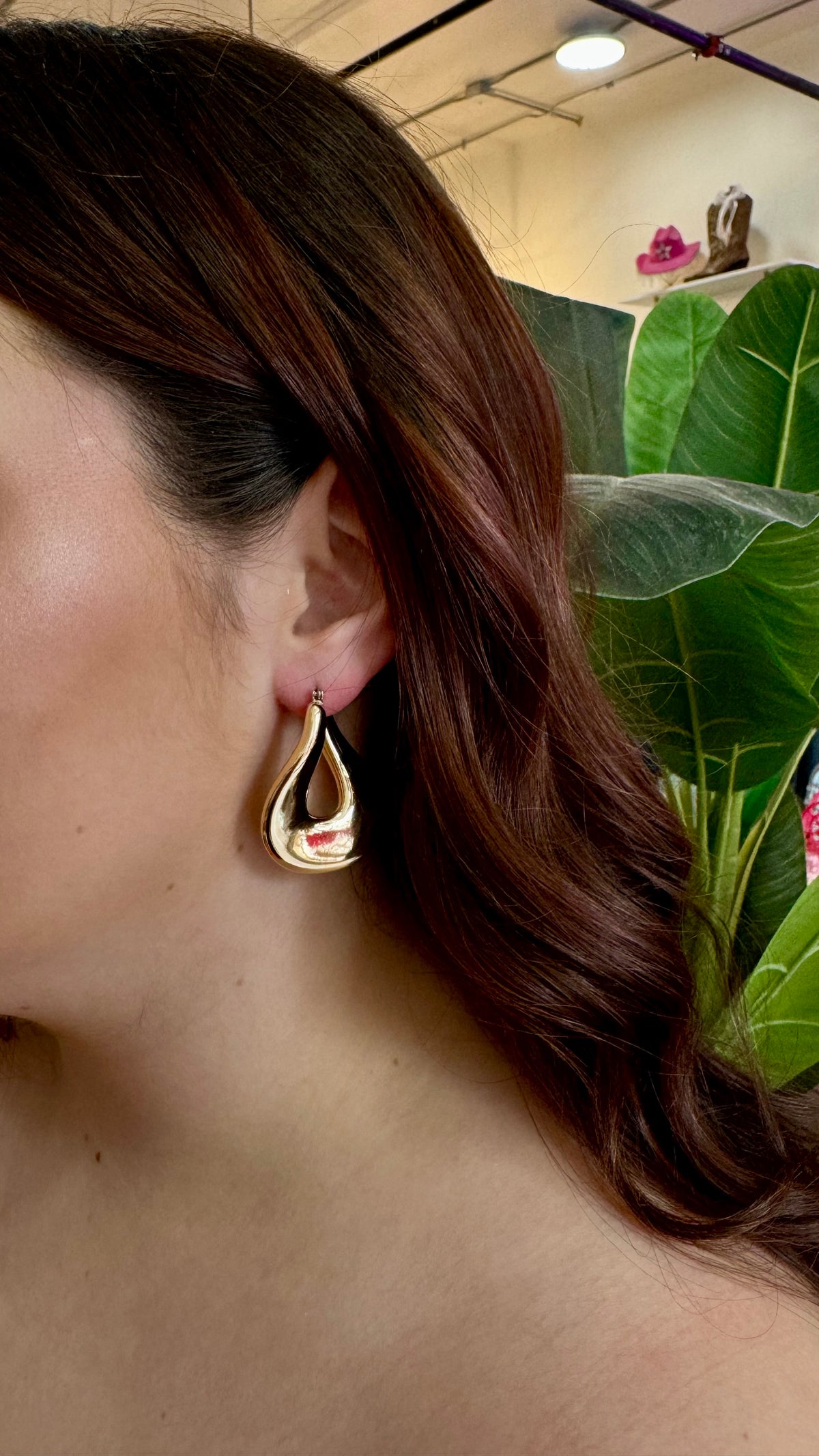 Casey Wavy Gold Hoop Earrings-earrings-Kenze Panne-Peachy Keen Boutique, Women's Fashion Boutique, Located in Cape Girardeau and Dexter, MO