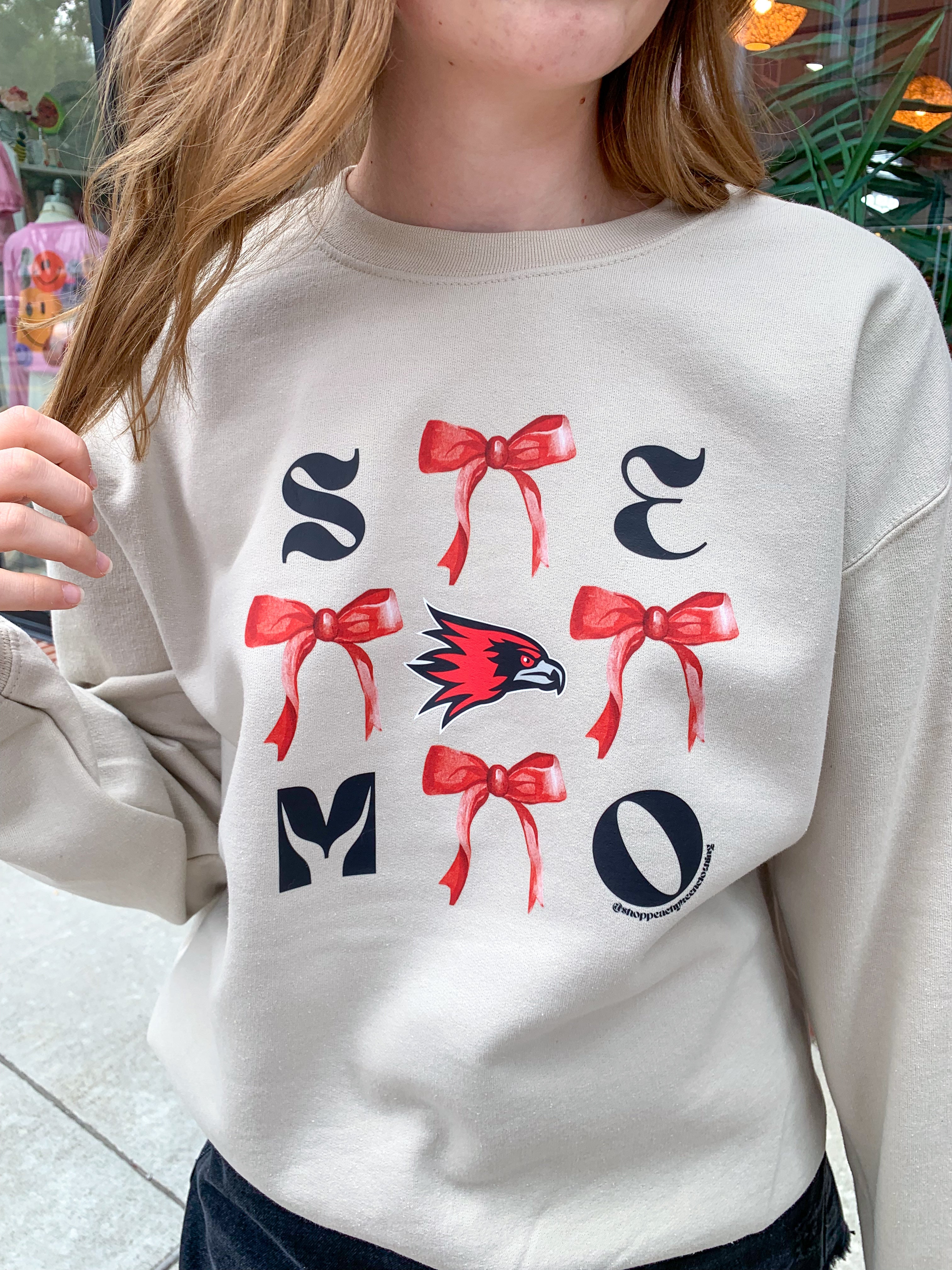 SEMO & Bows Crewneck-Tops - Sweatshirts-Peachy Keen Boutique-Peachy Keen Boutique, Women's Fashion Boutique, Located in Cape Girardeau and Dexter, MO