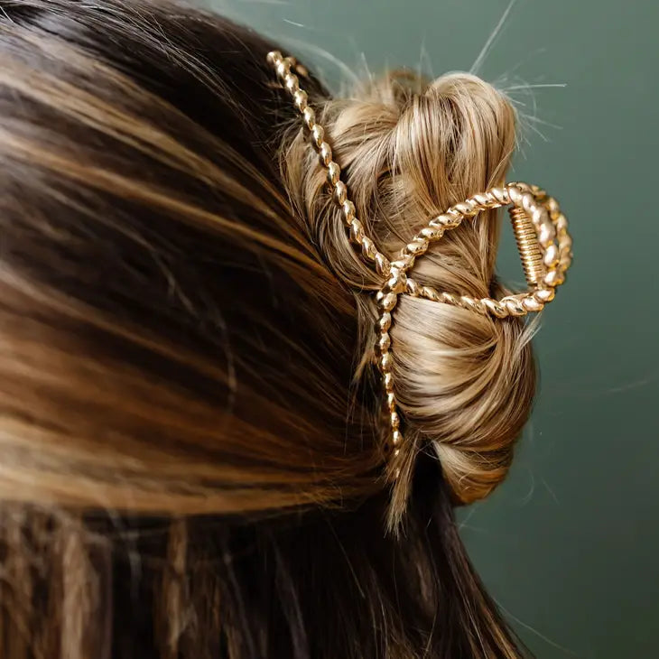 Twisted Gold Claw Clip-hair claw-ANDI-Peachy Keen Boutique, Women's Fashion Boutique, Located in Cape Girardeau and Dexter, MO