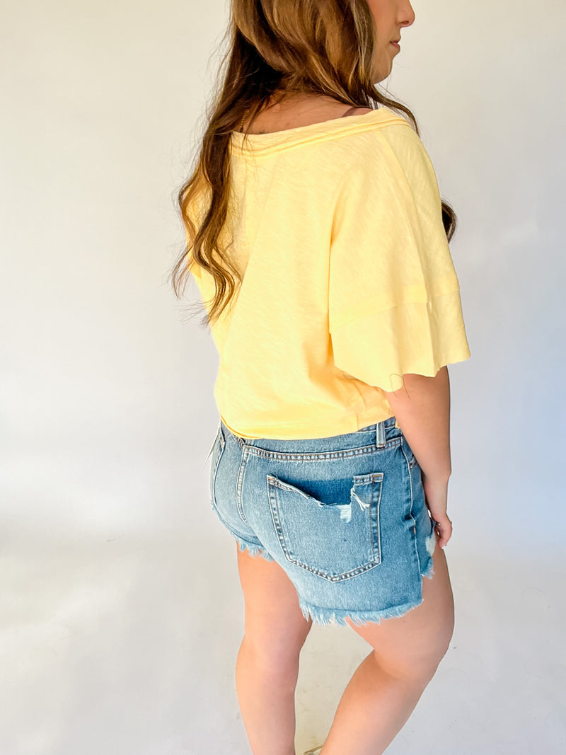 HIDDEN | Sofie Mom Shorts with Front Step Hem